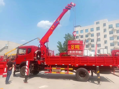 石煤隨車吊與清障車 專業(yè)裝備的制造基地探析